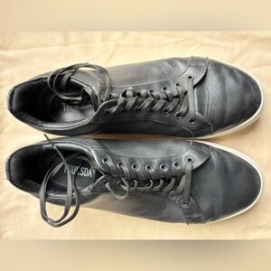 Men’s Thursday Black Leather Sneakers size 11